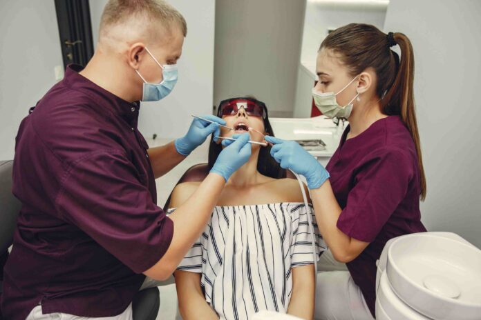 teeth surgery Teeth Surgery Vs Tooth Extraction: What Is The Difference?